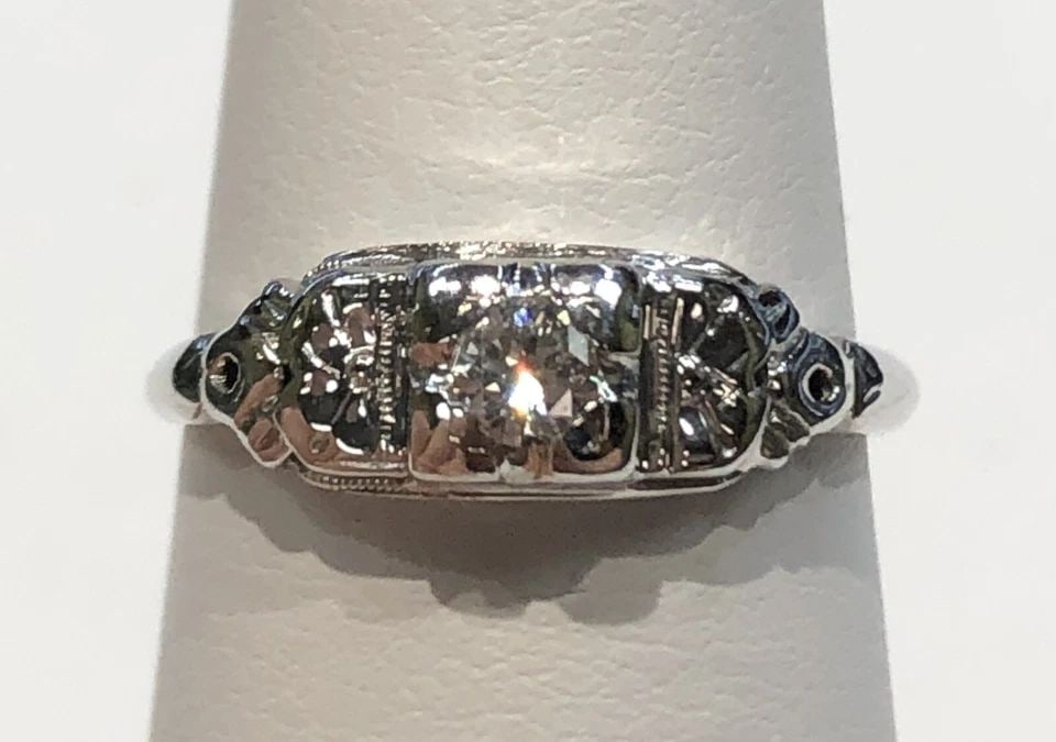 ANTIQUE 14K WHITE GOLD RING 0.17CT NATURAL DIAMOND (SIZE: 6.25) 1.7 GRAMS (1 of 2)