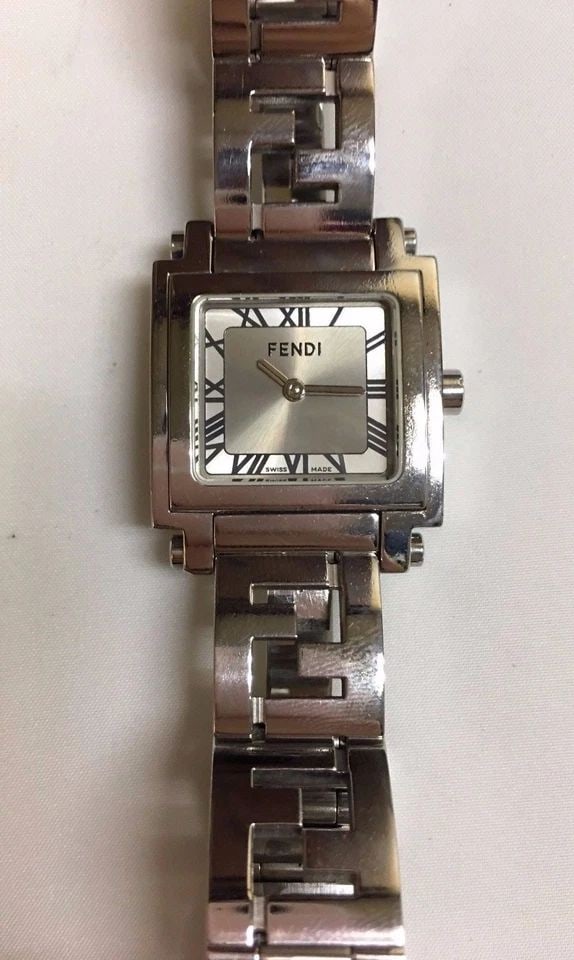 FENDI WOMEN'S WATCH QUADRO F605110 25MM (1 of 2)