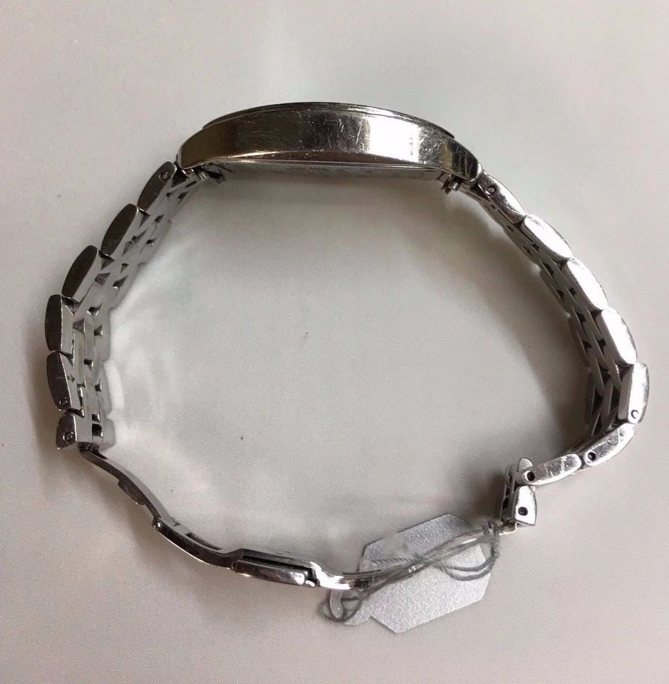 WOMAN'S JEAN CAREL DIAMOND SWISS (1 of 2)