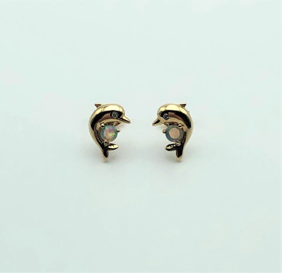 14K GOLD DOLPHIN EARRINGS WITH NATURAL OPALS AND DIAMONDS 1.3 GRAMS: 14K GOLD DOLPHIN EARRINGS WITH NATURAL OPAL AND DIAMONDS 14k Gold set of Dolphin Earrings with Natural Opal and Diamonds You are bidding on a 14k Gold set of Dolphin Earrings with Opal and Diamonds. T