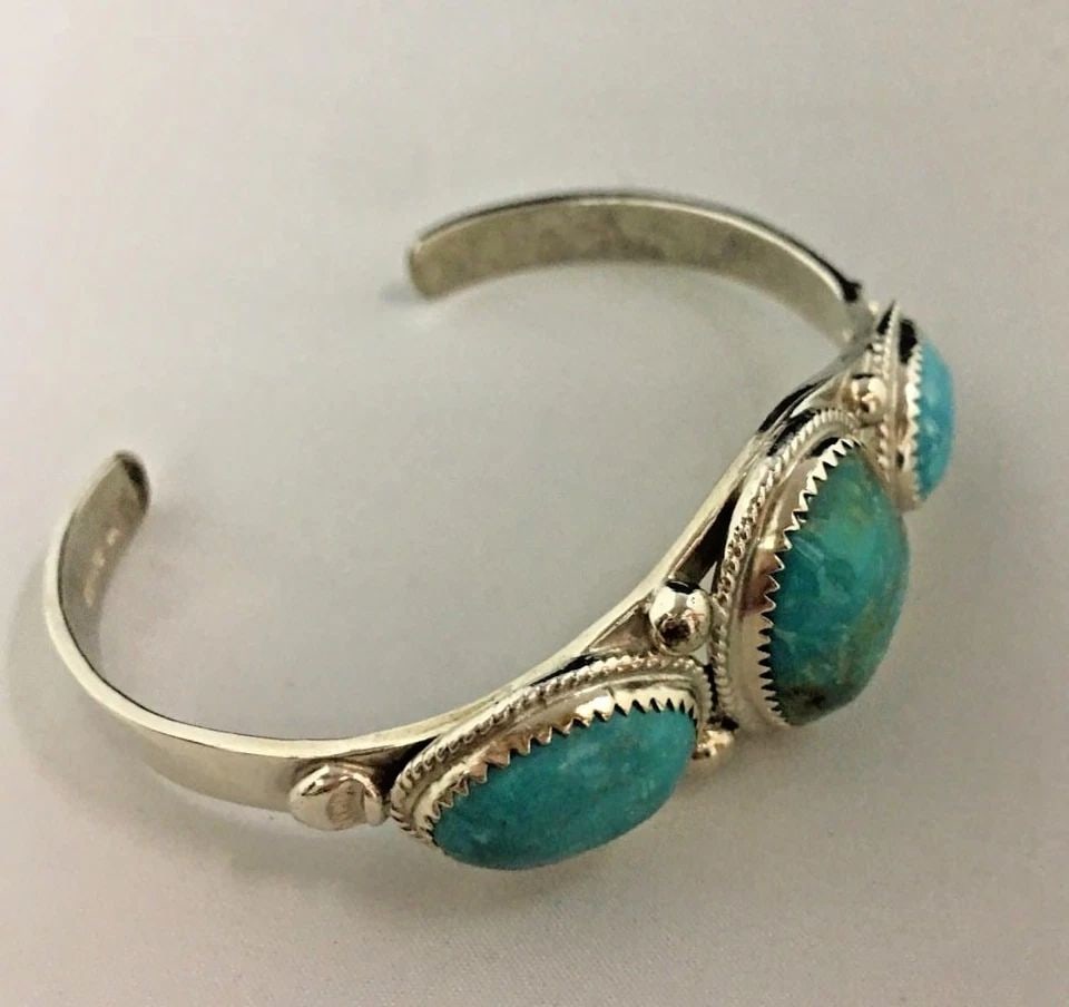 925 STERLING SILVER CUFF / BRACELET WITH NATURAL TURQUOISE STONES (25.2 GRAM) (1 of 2)