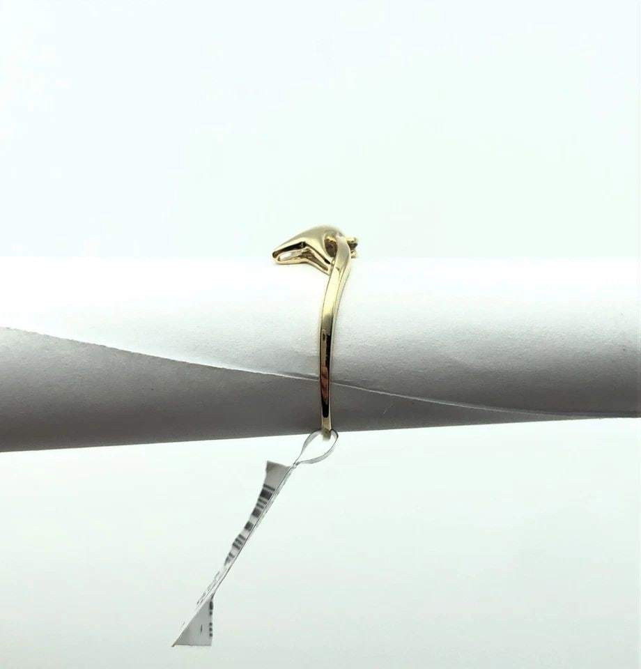 NEW 10K GOLD DOUBLE DOLPHIN DIVE RING WITH DIAMOND EYES (SIZE 6.75) 1.9 GRAM: 10K YELLOW GOLD DOUBLE DOLPHIN DIVE RING WITH DIAMOND EYES (SIZE: 6.75) 10k Yellow Gold Double Dolphin Dive Ring with Diamond Eyes You are bidding on a 10k Yellow Gold Double Dolphin Dive Ring with Di