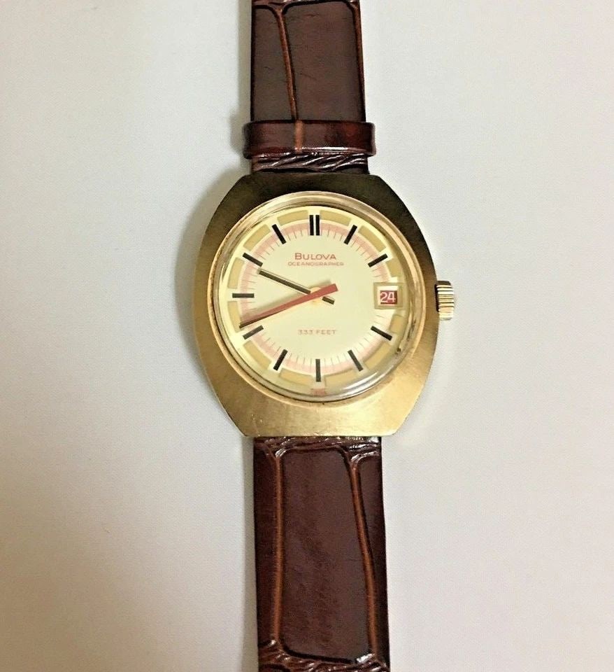 BULOVA OCEANOGRAPHER 333 FEET J218694 34MM (1 of 2)