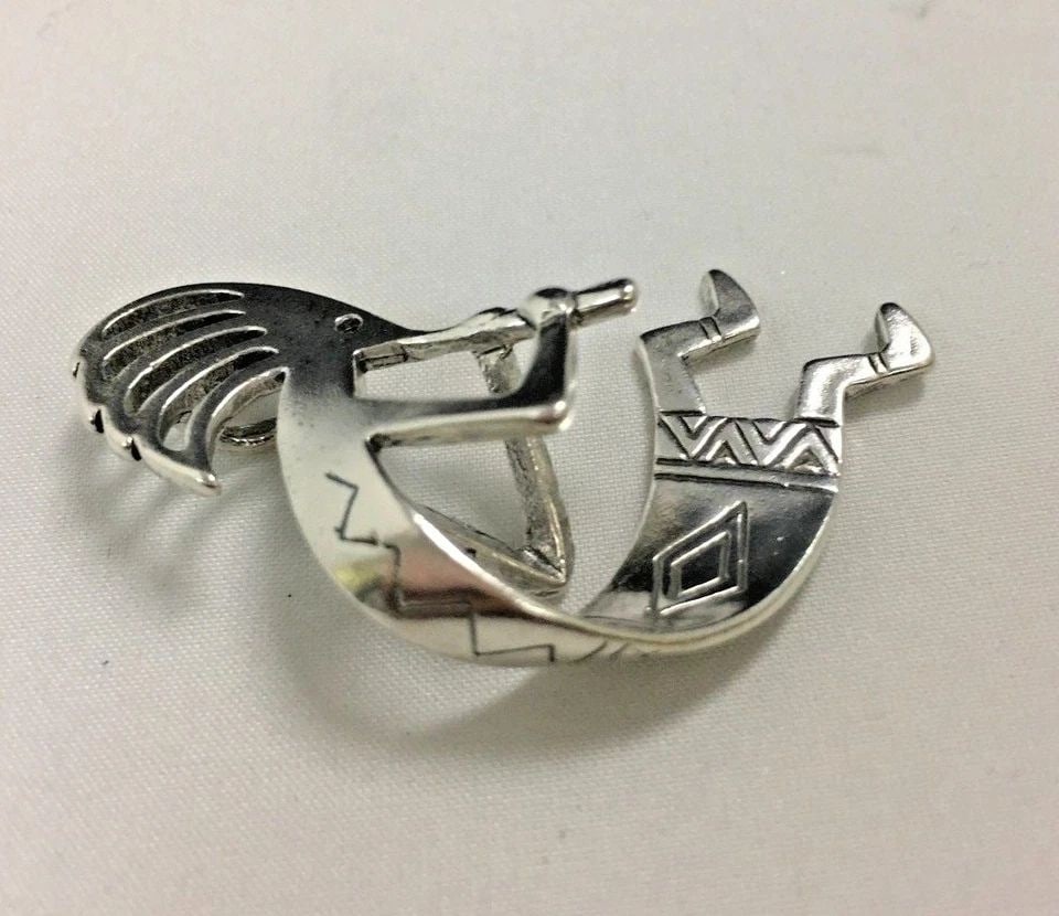 STERLING SILVER FLUTE PLAYER PENDANT 7.1G (1 of 2)