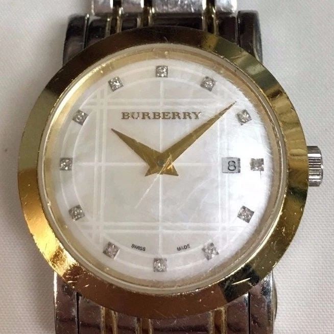 WOMAN'S BURBERRY BU1375 MOP DIAL 28MM (1 of 2)