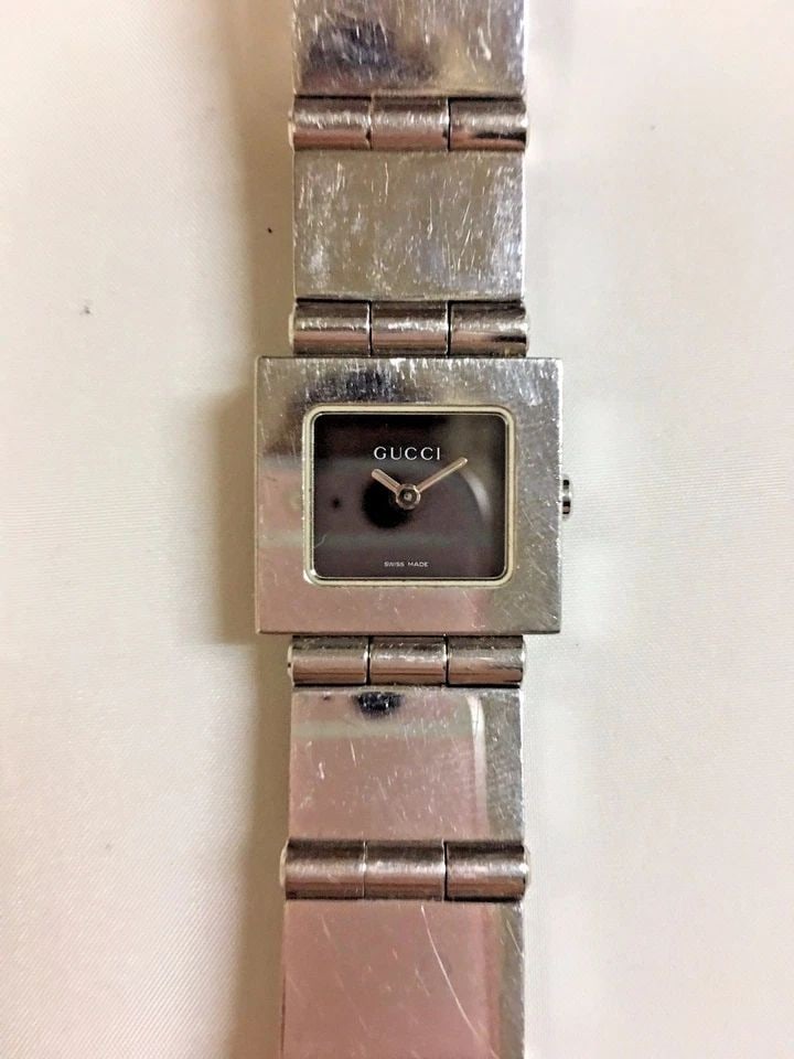 GUCCI YA600501 600L BLACK DIAL STAINLESS STEEL WATCH 21MM CASE (1 of 2)