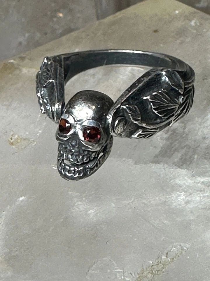 SKULL RING SIZE 8.25 LEAVES BIKER UGO CACCIATORI FLORAL BAND STERLING SILVER WO (1 of 2)