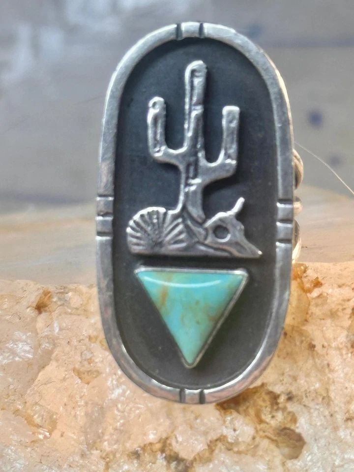 LONG SAGUARO CACTUS RING BULL SKULL TURQUOISE RING NAVAJO SIZE 7 STERLING SILVER (1 of 2)