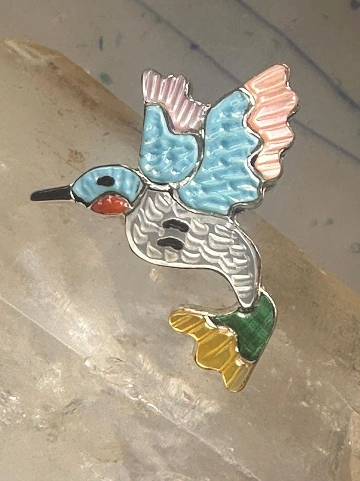 HUMMINGBIRD RING ZUNI BIRD TURQUOISE MOP SIZE 6.25 STERLING SILVER WOMEN: HUMMINGBIRD RING ZUNI BIRD TURQUOISE MOP SIZE 6.25 STERLING SILVER WOMEN Hummingbird ring Zuni turquoise MOP size 6.25 sterling silver women Size 6.25 Weight 5.6g Length 1 1/2" Width 1. 1/4" Thinnest 