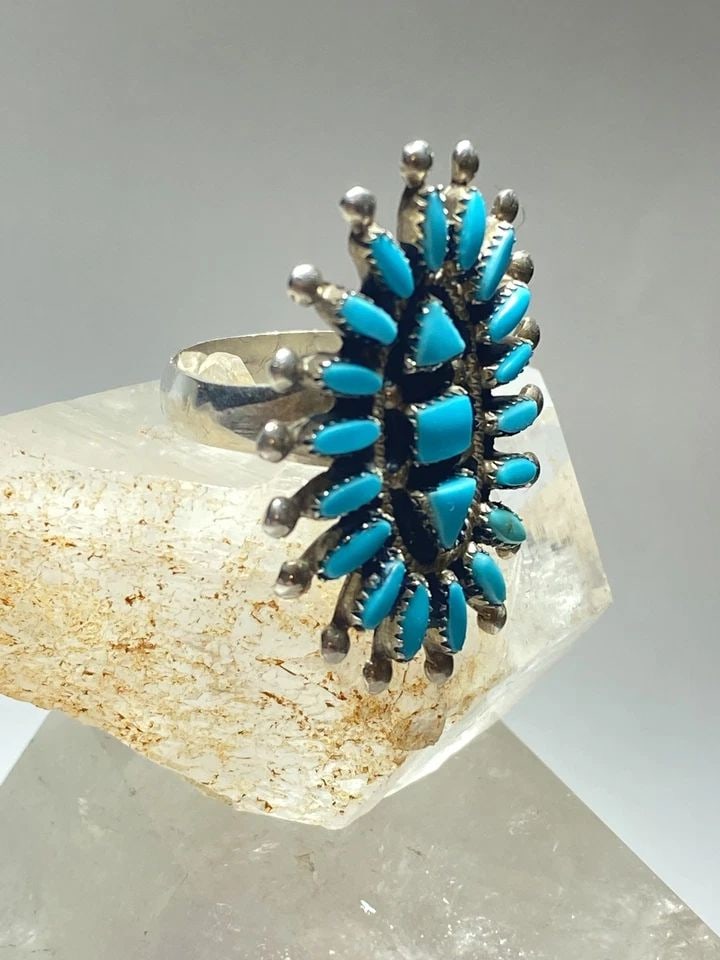 TURQUOISE RING SIZE 9.25 ZUNI PETITE POINT LONG STERLING SILVER WOMEN GIRLS (1 of 2)