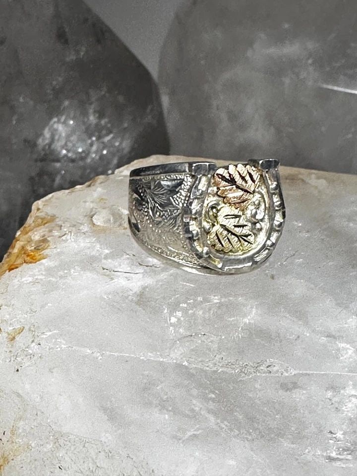 HORSESHOE RING BLACK HILLS GOLD SIZE 7.50 GOOD LUCK BAND STERLING SILVER WOMEN G: HORSESHOE RING BLACK HILLS GOLD SIZE 7.50 GOOD LUCK BAND STERLING SILVER WOMEN G Horseshoe ring Black Hills Gold size 7.50 good luck band sterling silver women girls Size 7.50 Between a size 7.50 and 
