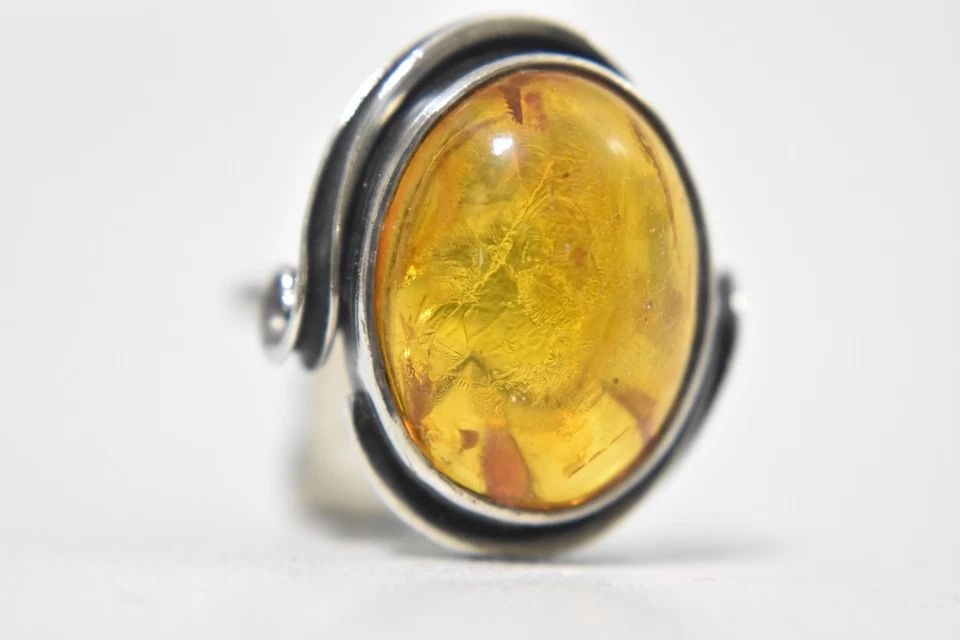 VINTAGE STERLING SILVER AMBER RING SIZE 8.5 7.9G ARTS & CRAFT PERIOD HANDMADE (1 of 1)