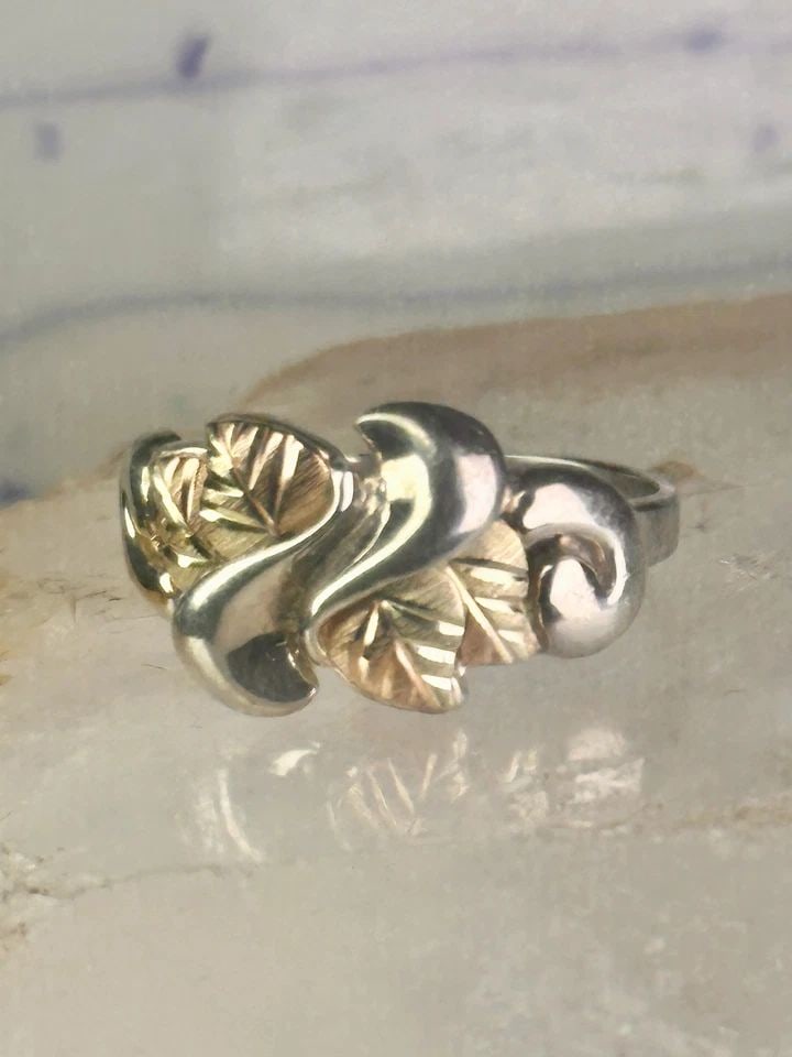 BLACK HILLS GOLD RING LEAVES WEDDING BAND SIZE 9 STERLING SILVER WOMEN (1 of 2)