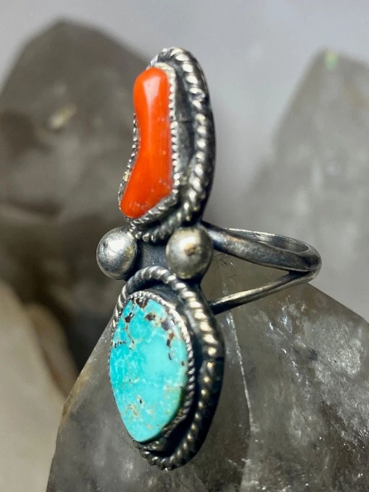 TURQUOISE RING CORAL SIZE 5 NAVAJO FEATHERS STERLING SILVER WOMEN (1 of 2)