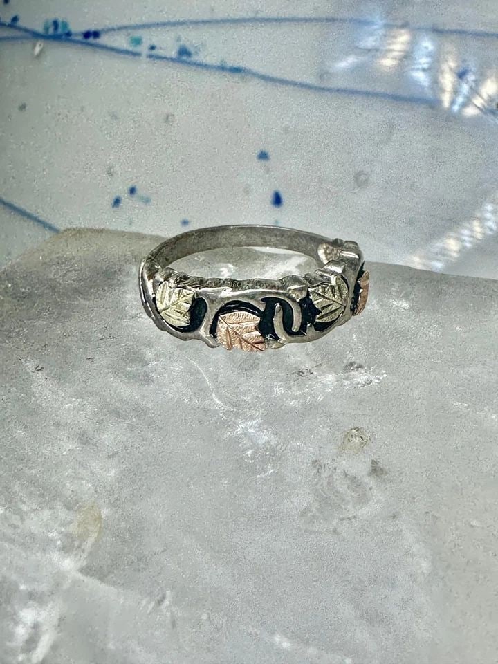 BLACK HILLS GOLD RING LEAVES WEDDING BAND SIZE 9.75 STERLING SILVER WOMEN MEN (1 of 1)