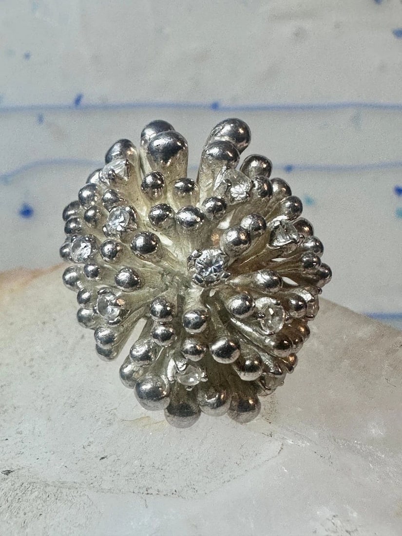 FIRECRACKER RING DOME SPARKLE BRUTALIST BAND CZ HEAVY VINTAGE SIZE 5 STERLING SI (1 of 2)