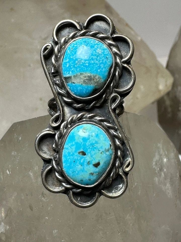 TURQUOISE RING SIZE 6 LONG NAVAJO SOUTHWEST STERLING SILVER WOMEN: TURQUOISE RING SIZE 6 LONG NAVAJO SOUTHWEST STERLING SILVER WOMEN Turquoise ring size 6 long Navajo southwest sterling silver women I leave the rings unpolished until I sell .. If the buyer wants the 