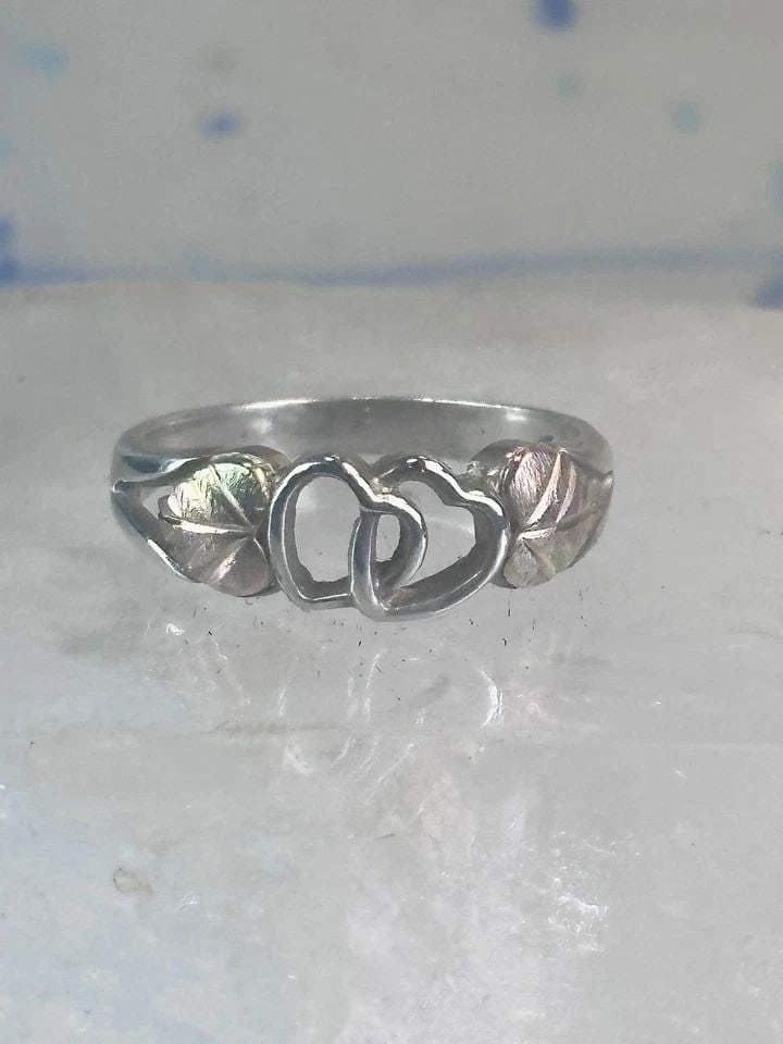 BLACK HILLS GOLD RING HEART LOVE BAND VALENTINE LEAVES SIZE 6.50 STERLING SILVER (1 of 2)