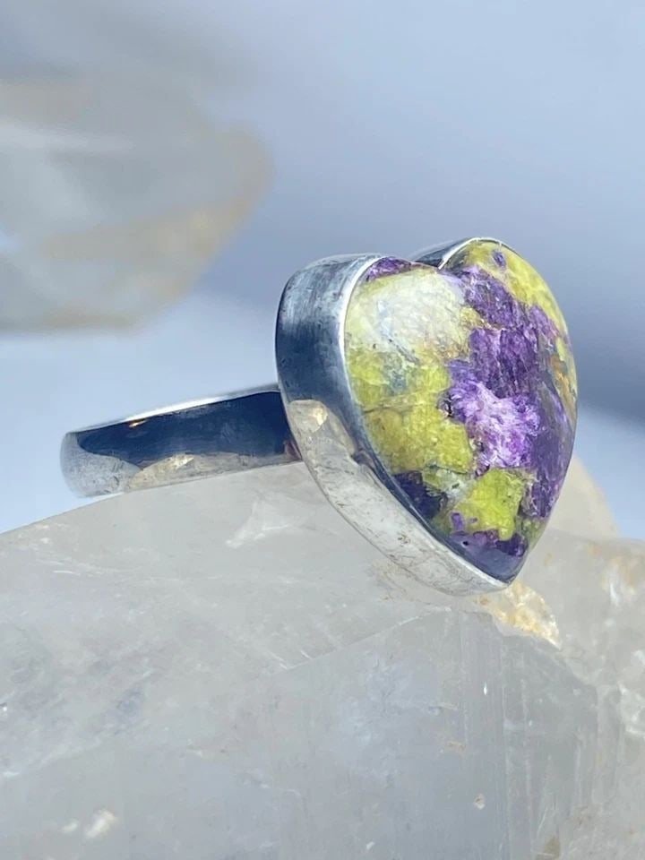 HEART RING GEMSTONE VALENTINE LOVE STERLING SILVER WOMEN GIRLS (1 of 2)