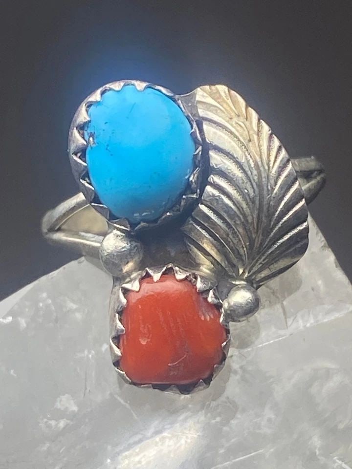 CORAL TURQUOISE RING SOUTHWEST PINKY STERLING SILVER WOMEN GIRL: CORAL TURQUOISE RING SOUTHWEST PINKY STERLING SILVER WOMEN GIRL Coral turquoise Ring southwest pinky sterling silver women girl Size 2.25 Weight 1.9g Length 5/8" Width 1/2" Thinnest part 3/32"