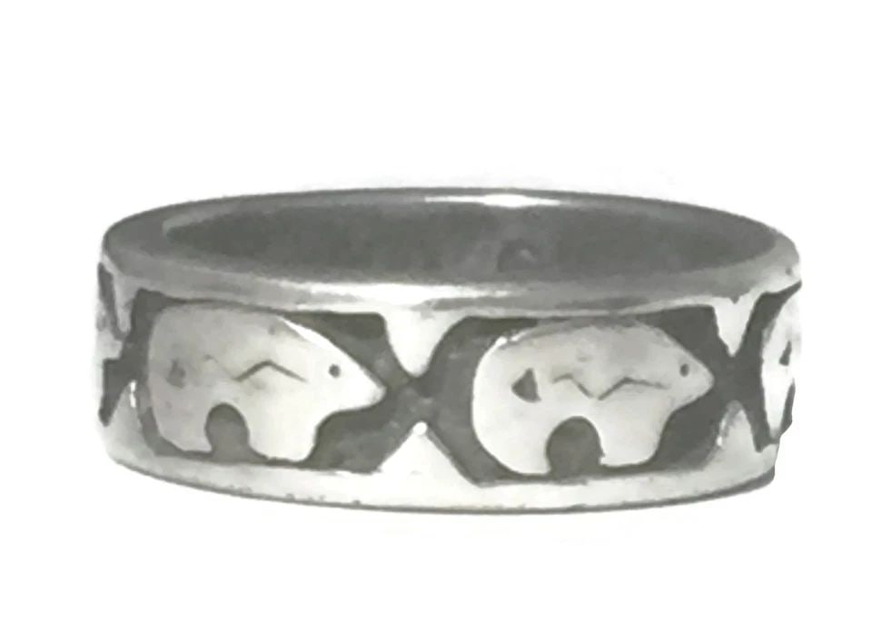 VINTAGE CALIFORNIA BEAR TRIBAL SOUTHWEST RING BAND BOY GIRL WOMEN SIZE 4.75: VINTAGE CALIFORNIA BEAR TRIBAL SOUTHWEST RING BAND BOY GIRL WOMEN SIZE 4.75 Vintage California Bear Tribal Southwest Ring Small Adult Children Pinky Ring Some wear due to age... mainly visible on one 