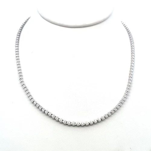 CARTIER VINTAGE 18K WHITE GOLD LINK NECKLACE WITH 3.71 CARAT ROUND F VS DIAMONDS: CARTIER VINTAGE 18K WHITE GOLD LINK NECKLACE WITH 3.71 CARAT ROUND F VS DIAMONDS 3.71 Carat Round Brilliant Diamond Necklace, 18K White Gold, F VS DESCRIPTION: Elevate your elegance with this vintage 