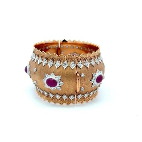 VINTAGE 18K TWO TONE GOLD BANGLE BRACELET WITH 4 CARAT DIAMONDS AND 9 CARAT RUBY (1 of 2)