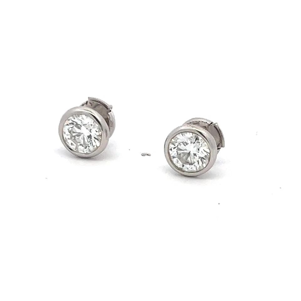 TIFFANY & CO 2.05 CARAT ROUND BRILLIANT G VS1 DIAMOND PLATINUM EARRINGS (1 of 2)
