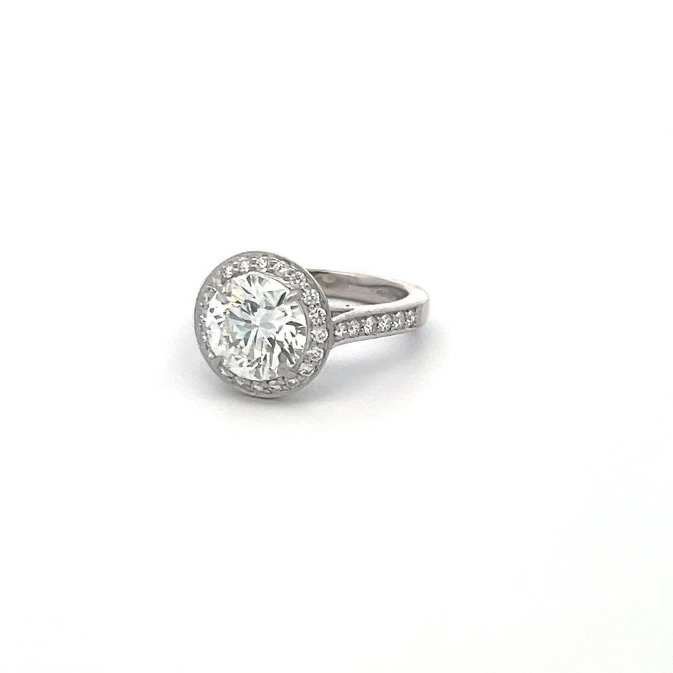 TIFFANY & CO 2.15 CARAT ROUND BRILLIANT H VVS1 DIAMOND PLATINUM ENGAGEMENT RING (1 of 1)