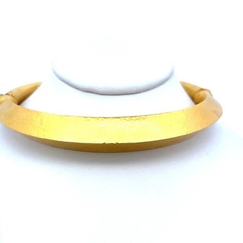LALAOONIS VINTAGE 101.30 GRAMS 18 KARAT YELLOW GOLD CHOKER NECKLACE: LALAOONIS VINTAGE 101.30 GRAMS 18 KARAT YELLOW GOLD CHOKER NECKLACE Title: Lalaoonis 18 Karat Yellow Gold Choker Necklace Style: Choker Metal: 18 Karat Yellow Gold Dimension: 14.5*0.64*0.56IN Weight: 
