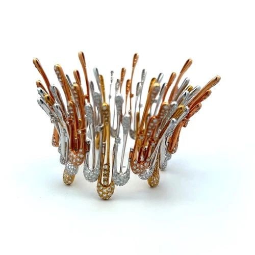 18K TRI COLOR GOLD LINK BRACELET WITH 9.45 CARAT ROUND G VS DIAMONDS (1 of 2)