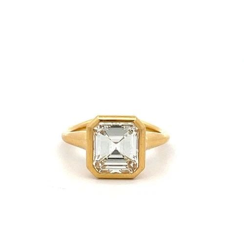 20K YG ENGAGEMENT RING WITH 2.83 CARAT EMERALD CUT DIAMOND GIA K SI1 (1 of 2)