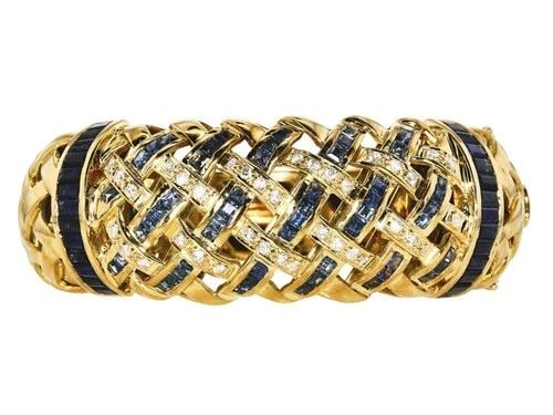 12.50 CARAT SAPPHIRE 1.00 CARAT DIAMOND 18 KARAT YELLOW GOLD BANGLE BRACELET: 12.50 CARAT SAPPHIRE 1.00 CARAT DIAMOND 18K YG BANGLE BRACELET Title: 12.50 Carat Baguette Shape and Princess Cut Sapphire 1.00 Carat Round Brilliant I SI2 Diamond 18 Karat Yellow Gold Bangle Bracelet