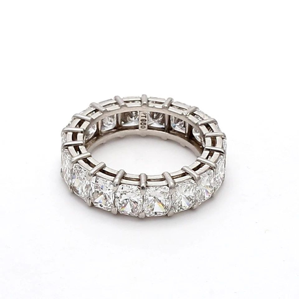 5.40 CARAT RADIANT CUT G-VS2 DIAMOND PLATINUM ETERNITY BAND RING: 5.40 CARAT RADIANT CUT G-VS2 DIAMOND PLATINUM ETERNITY BAND RING Title: 5.40 Carat Radiant Cut G-VS2 Diamond Platinum Eternity Band Ring Style: Eternity Band Metal: Platinum Gemstone 1: 4.5 Carat Diam