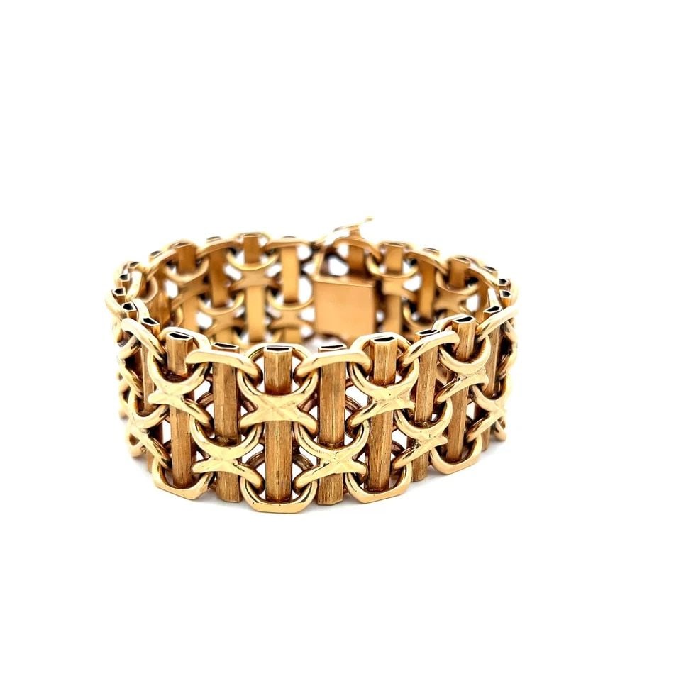 VINTAGE FANCY 14 KARAT YELLOW GOLD WIDE X-LINK BRACELET 84.6 GRAMS (1 of 1)