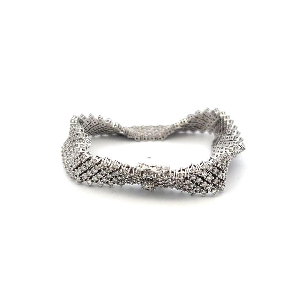11.50 CARAT ROUND BRILLIANT G VS DIAMOND 14 KARAT WHITE GOLD TENNIS BRACELET (1 of 1)