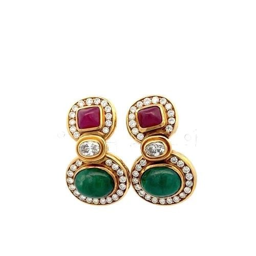18K YG DROP EARRINGS WITH 4.6 CT DIAMONDS 12X9.8MM EMERALD & 6.8X7.5MM RUBIES: 18K YG DROP EARRINGS WITH 4.6 CT DIAMONDS 12X9.8MM EMERALD & 6.8X7.5MM RUBIES Detailed Description: Vintage 18K Yellow Gold Earrings with Diamonds, Emeralds, Rubies DESCRIPTION: These vintage estate e
