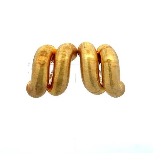 BUCCELLATI VINTAGE 18 KARAT YELLOW GOLD CLIP-ON EARRINGS 20.6 GRAMS (1 of 2)