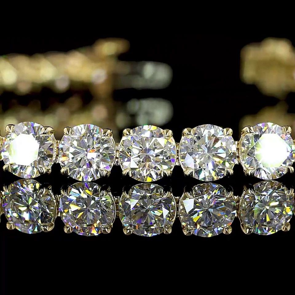 LAB-GROWN 20.13 CARAT ROUND E-F-VS DIAMOND 14K YELLOW GOLD TENNIS BRACELET: LAB-GROWN 20.13 CARAT ROUND E-F-VS DIAMOND 14K YELLOW GOLD TENNIS BRACELET Title: High-quality Brand-New Echo Friendly Elegant Lab-Grown 20.13 Carat Round E-F-VS Diamond 14K Yellow Gold Tennis Bracele