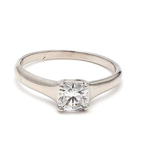 TIFFANY & CO.. 0.92 E-VVS2 DIAMOND PLATINUM ENGAGEMENT RING (1 of 1)