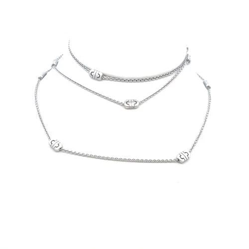 BVLGARI VINTAGE 18K WHITE GOLD CHAIN NECKLACE 20.9 GRAMS 17.5 INCH LONG: BVLGARI VINTAGE 18K WHITE GOLD CHAIN NECKLACE 20.9 GRAMS 17.5 INCH LONG Designer: BVLGARI Detailed Description: Vintage 18K White Gold Chain Necklace by Bvlgari - Edgy Style DESCRIPTION: This vintage 