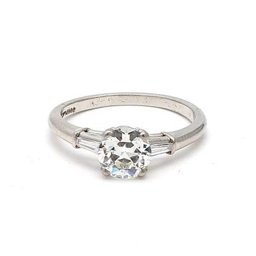 1.04 CARAT CIRCULAR BRILLIANT CUT SHAPE J-VS2 DIAMOND PLATINUM ENGAGEMENT RING: 1.04 CARAT CIRCULAR BRILLIANT CUT SHAPE J-VS2 DIAMOND PLATINUM ENGAGEMENT RING Title: 1.04 Carat Circular Brilliant Cut Shape J-VS2 Diamond Platinum Engagement Ring Style: Engagement Metal: Platinum G