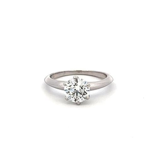 TIFFANY & CO 1.13 CARAT ROUND BRILLIANT G SI1 DIAMOND PLATINUM ENGAGEMENT RING: TIFFANY & CO 1.13 CARAT ROUND BRILLIANT G SI1 DIAMOND PLATINUM ENGAGEMENT RING Designer: Tiffany & Co Title: Tiffany & Co 1.13 Carat Round Brilliant G SI1 Diamond Platinum Engagement Ring Style: Engag