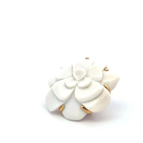CHANEL LUXURIOUS 18K YELLOW GOLD CAMELLIA PIN BROOCH 31.9 GRAMS 1.69*1.72*0.68IN (1 of 1)
