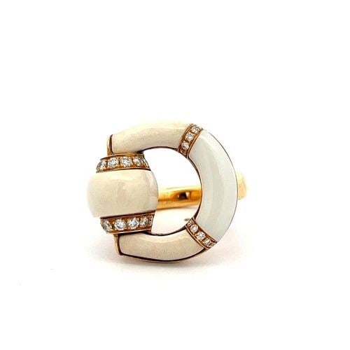GUCCI 18K YG COCKTAIL RING WITH 0.52 CARAT ROUND G-VS DIAMONDS SIZE 6.25 (1 of 2)