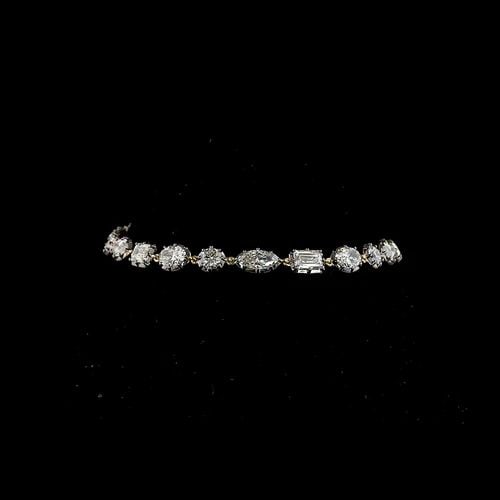 LAB-GROWN 8.25 CARAT MIX E-F-VS1 DIAMOND 14K YELLOW GOLD STATION BRACELET: LAB-GROWN 8.25 CARAT MIX E-F-VS1 DIAMOND 14K YELLOW GOLD STATION BRACELET Title: High-quality Brand-New Echo Friendly Elegant Lab-Grown 8.25 Carat MIX E-F-VS1 Diamond 14K Yellow Gold Station Bracelet 