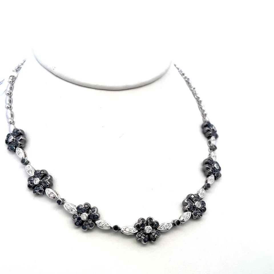5.43 CARAT ROUND BRILLIANT H VS AND BLACK DIAMOND STATION NECKLACE 18K GOLD (1 of 1)