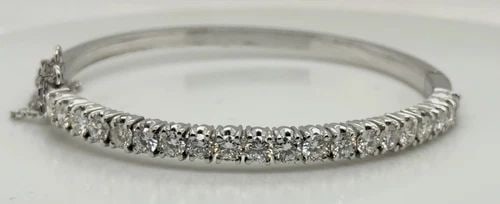 14K WHITE GOLD AND DIAMOND ESTATE BANGLE WITH 4.00TDW NATURAL DIAMONDS VS G-H (1 of 2)