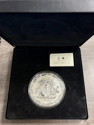 2007 CANADA $250 OLYMPIC GAMES EARLY CANADA 1 KILO .9999 SILVER COIN W/ BOX &COA (1 of 2)
