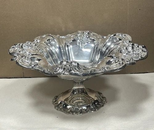 REED & BARTON FRANCIS 1ST STERLING SILVER REPOUSSE COMPOTE (1 of 2)